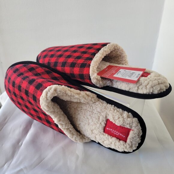 Target Wondershop Red Checkboard Woman’s Adult Slipper (1 Pair - Size Large) - Picture 9 of 11